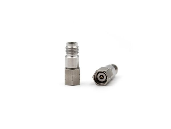 ADP-1.85F-2.4M-S: Adapter, 1.85mm Female to 2.4mm Male