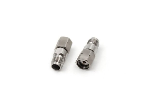 ADP-1.85M-2.4F-S: Adapter, 1.85mm Male to 2.4mm Female