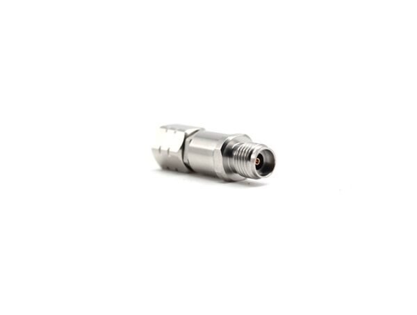 ADP-1.85M-2.92F-S: Adapter, 1.85mm Male to 2.92mm Female